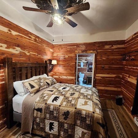 Log Cabin Inn Eureka Springs Ngoại thất bức ảnh
