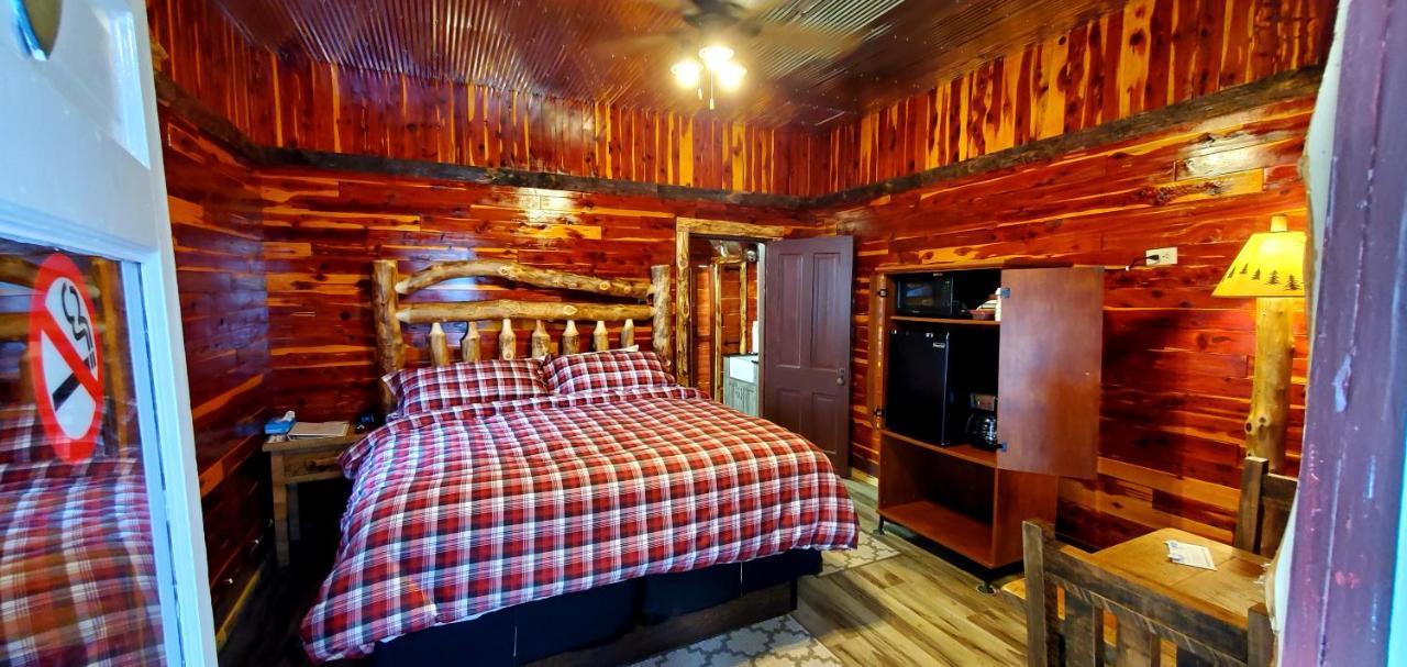 Log Cabin Inn Eureka Springs Ngoại thất bức ảnh