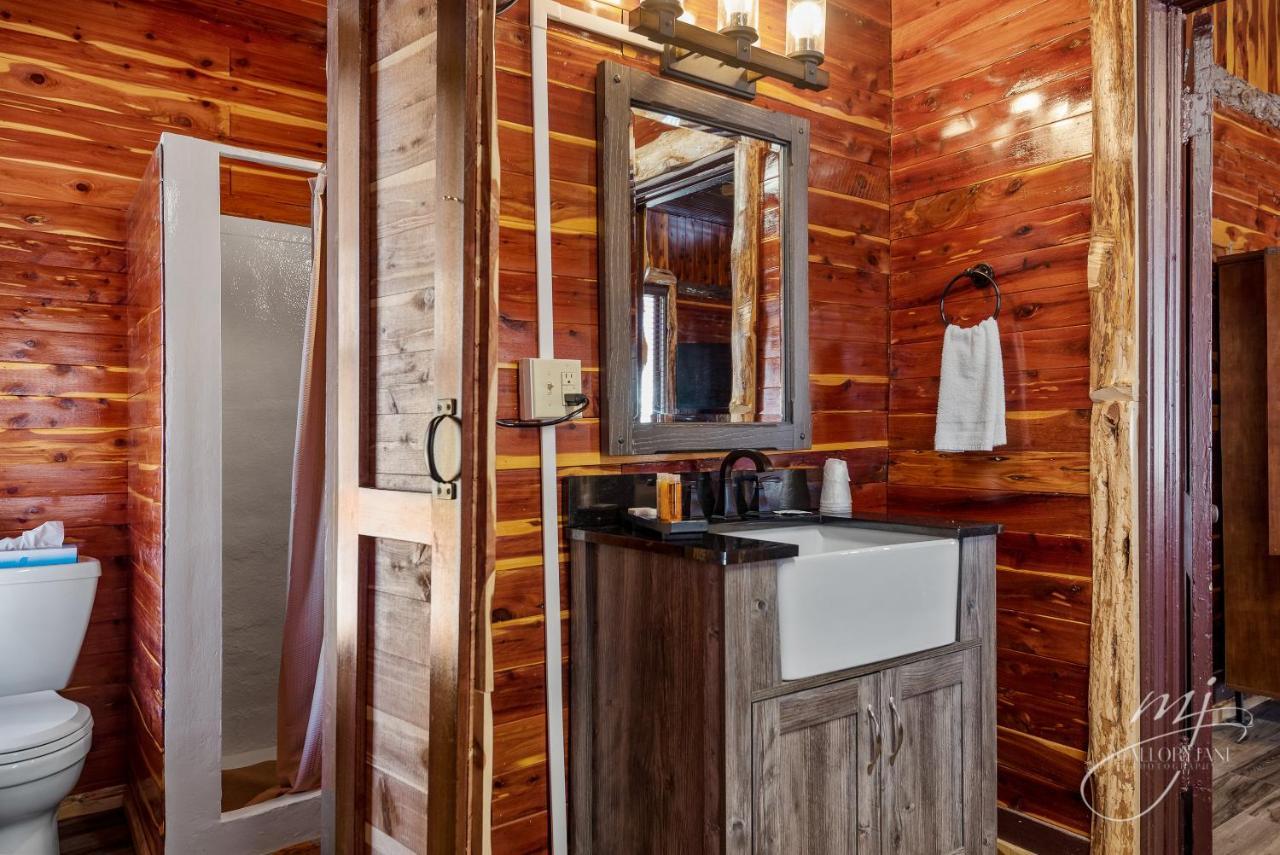 Log Cabin Inn Eureka Springs Ngoại thất bức ảnh
