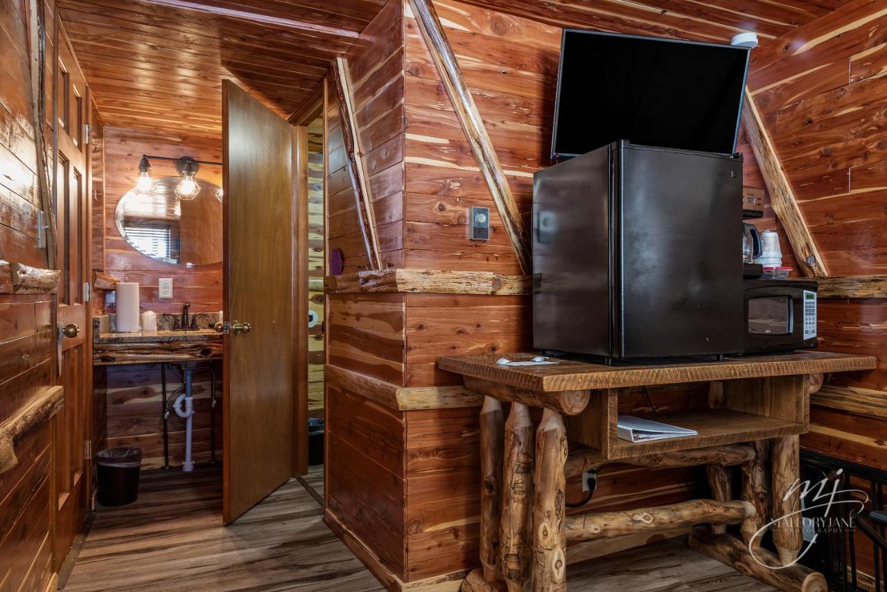 Log Cabin Inn Eureka Springs Ngoại thất bức ảnh