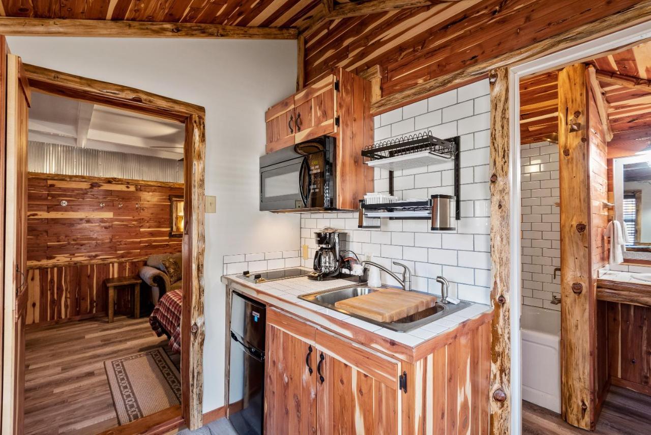Log Cabin Inn Eureka Springs Ngoại thất bức ảnh