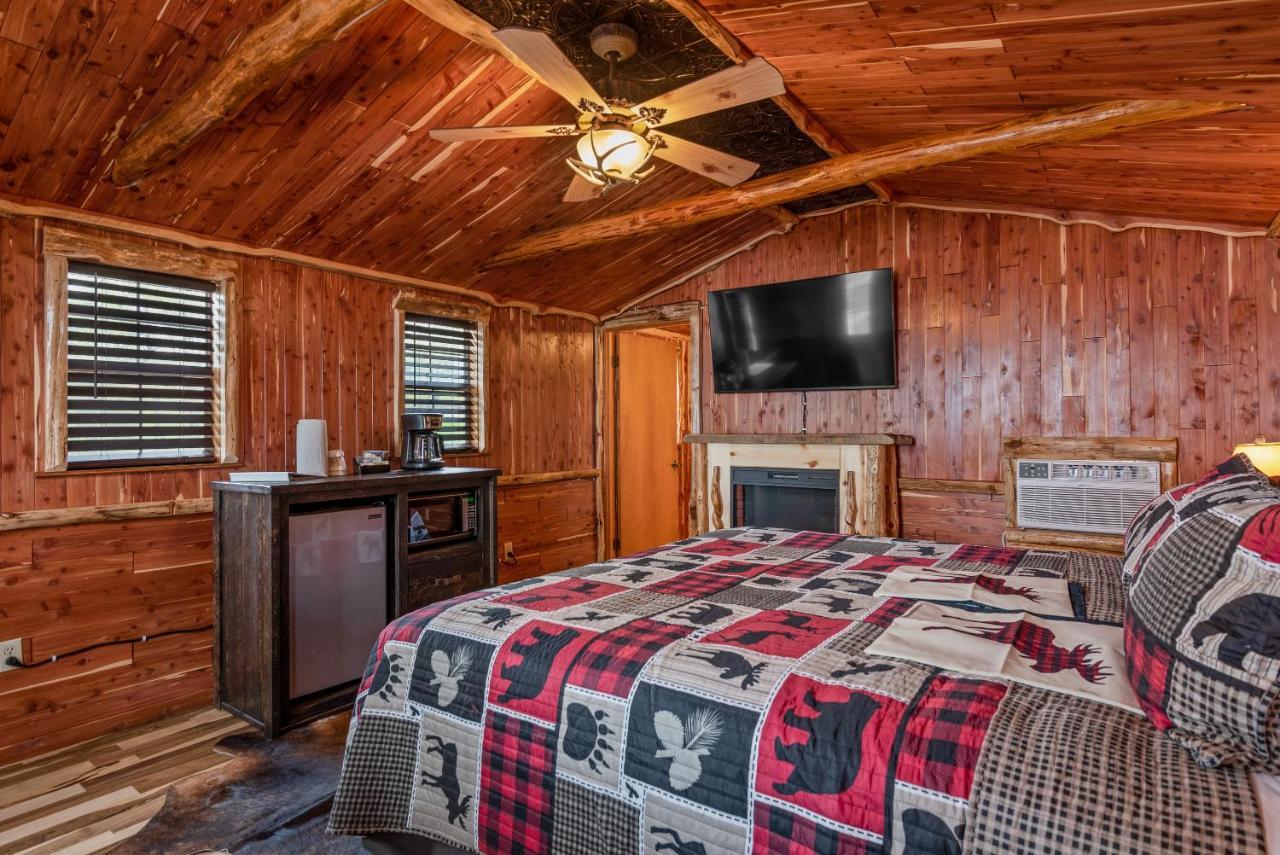 Log Cabin Inn Eureka Springs Ngoại thất bức ảnh