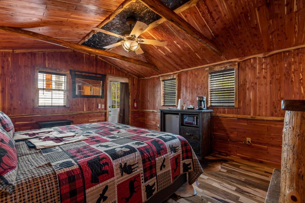 Log Cabin Inn Eureka Springs Ngoại thất bức ảnh