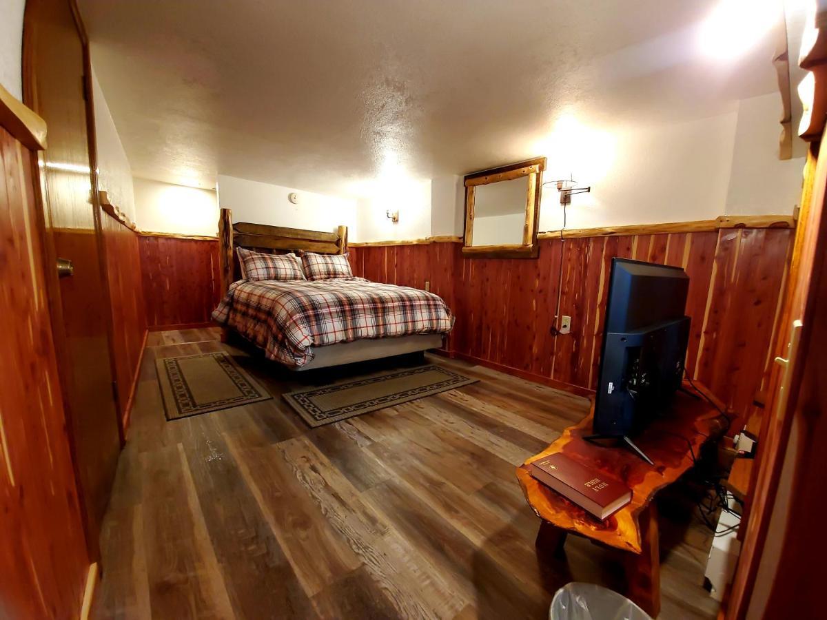 Log Cabin Inn Eureka Springs Ngoại thất bức ảnh