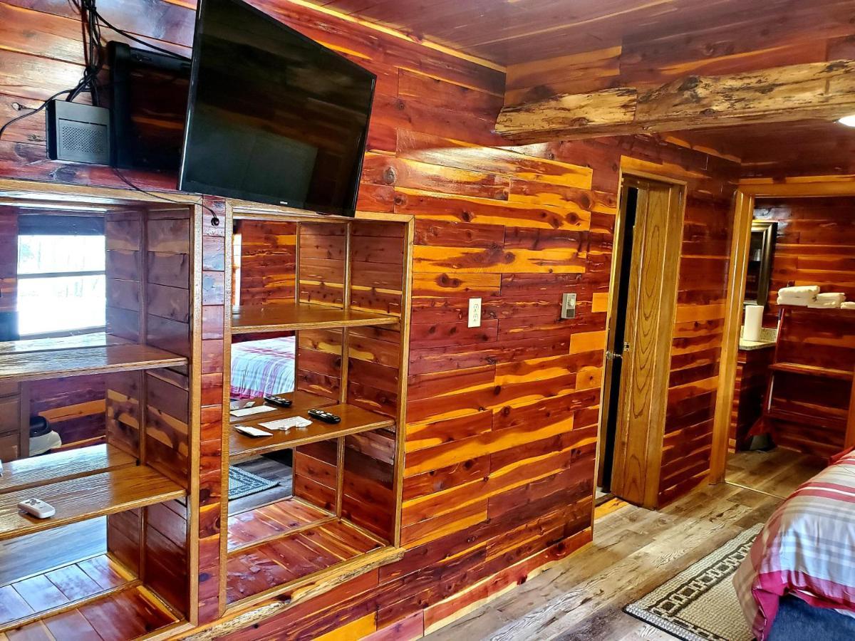 Log Cabin Inn Eureka Springs Ngoại thất bức ảnh
